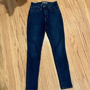 Levi’s High Rise 721 Skinny Jeans